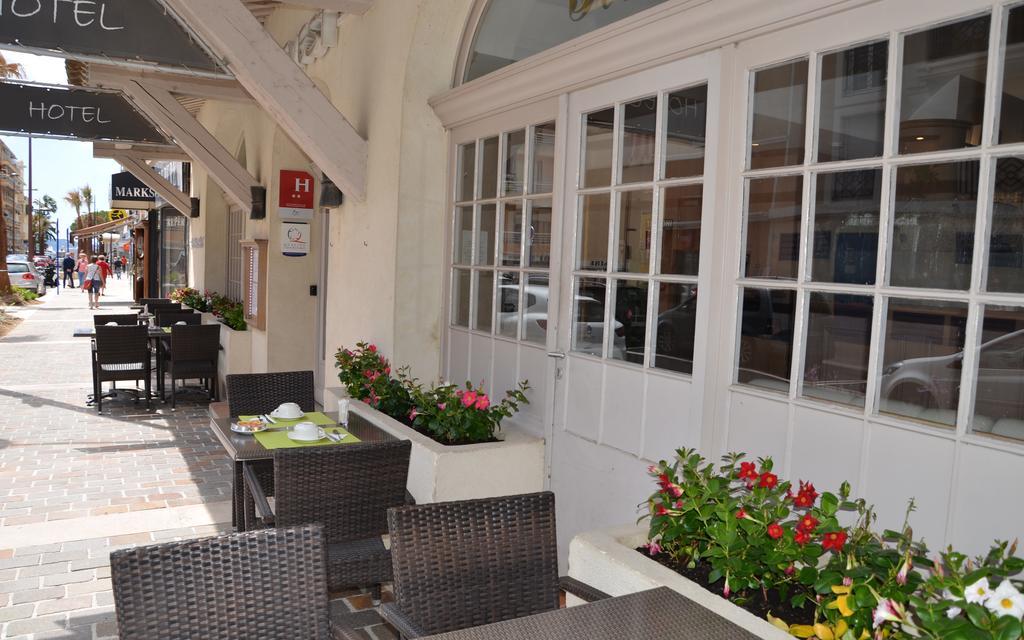 Brit Hotel Confort Le Revest Sainte-Maxime Eksteriør billede