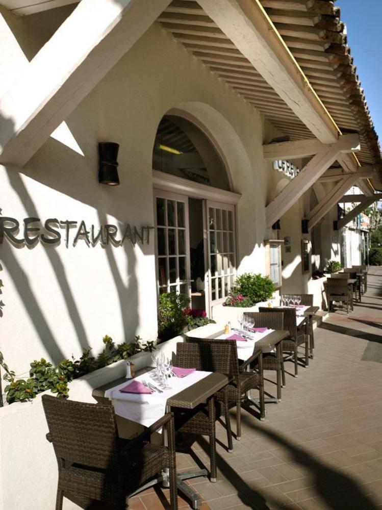 Brit Hotel Confort Le Revest Sainte-Maxime Eksteriør billede