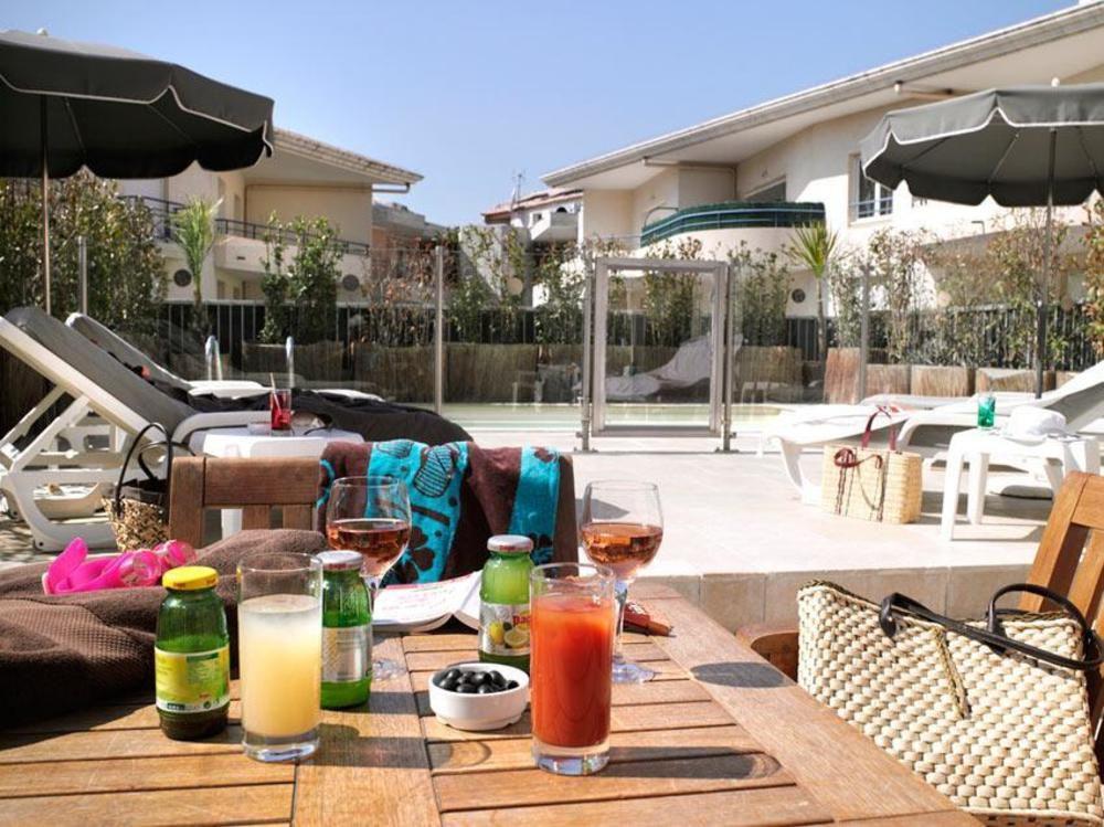 Brit Hotel Confort Le Revest Sainte-Maxime Eksteriør billede